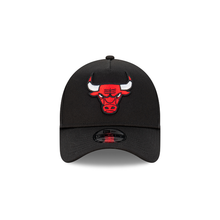 Load image into Gallery viewer, New Era Chicago Bulls Black Official Team Colour 9FORTY A-Frame Snapback - Black
