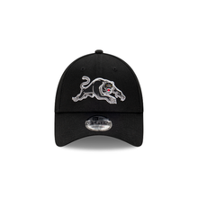 Load image into Gallery viewer, New Era Penrith Panthers Official Team Colours 9FORTY Cloth Strap Hat - Black
