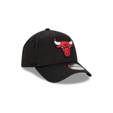 Load image into Gallery viewer, New Era Chicago Bulls Black Official Team Colour 9FORTY A-Frame Snapback - Black

