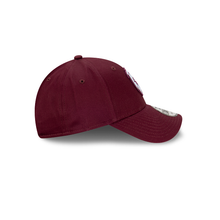 Load image into Gallery viewer, New Era Manly Warringah Sea Eagles Official Team Colours 9FORTY Cloth Strap Hat - Burgundy
