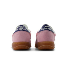 Load image into Gallery viewer, New Balance Unisex CT500 - Pink Taffy/ Blue Oyster
