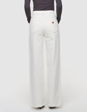 Load image into Gallery viewer, Abrand 94 High Wide Jean - Eden

