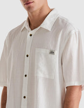 Load image into Gallery viewer, Lee boxcutter Shirt - White
