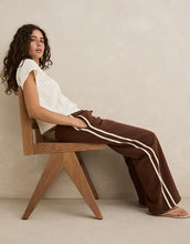 Load image into Gallery viewer, Rhythm Contrast Trackpant - Brown
