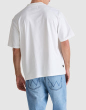 Load image into Gallery viewer, Wrangler Scorpio Slacker Tee - White
