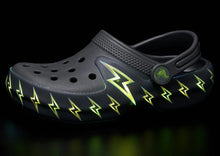 Load image into Gallery viewer, Crocs Classic Clog Toddlers (C6-C10) Bolt Lights - Black
