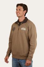 Load image into Gallery viewer, Ringers Western Lachlan Mens 1/4 Zip Crew - Mushroom
