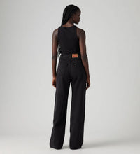 Load image into Gallery viewer, Levi's Cinch Baggy Jeans - Capturing Moments
