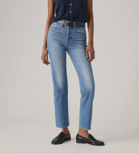 Load image into Gallery viewer, Levi's® Women's Wedgie Straight Jeans - Dance Around
