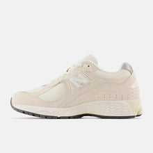 Load image into Gallery viewer, New Balance 2002R V1 Shoe - Calm Taupe with Angora and Silver Metalic

