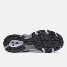 Load image into Gallery viewer, New Balance 530 Shoe -White with Natural Indigo
