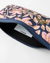 Load image into Gallery viewer, Rip Curl Small Pencil Case Variety - Lilac
