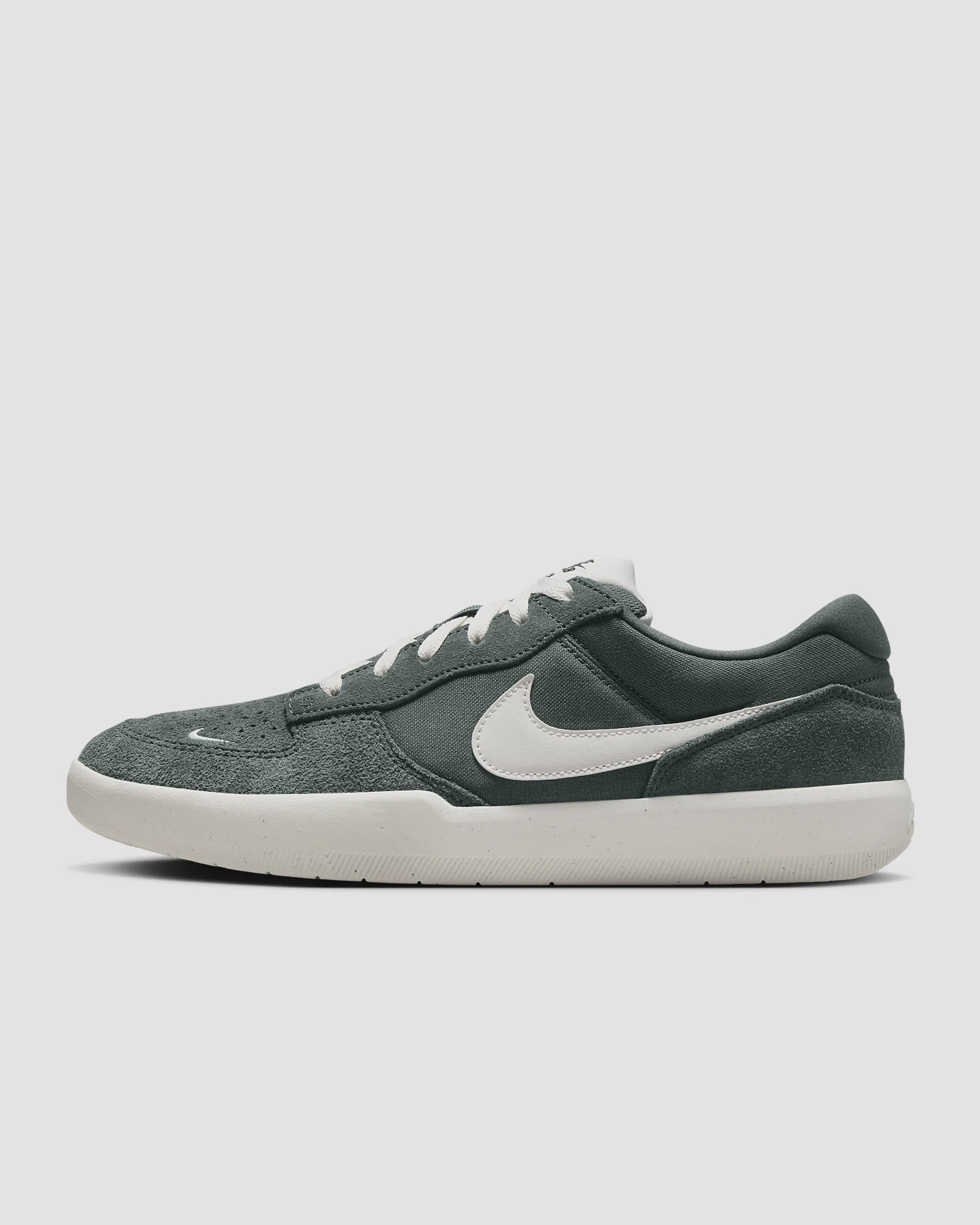 Sepatu Nike Sb Charge Sale Nike SB Zoom Janoski Og+ Premium Shoes