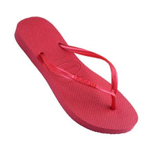 Load image into Gallery viewer, Havaianas Kids Slim Metallic Thongs - Pink Fever
