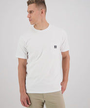Load image into Gallery viewer, Swanndri Duval V3 Plain Pocket T-Shirt - White
