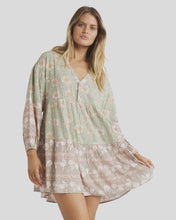 Load image into Gallery viewer, Billabong More To Sea La Mer Dress - Pistachio
