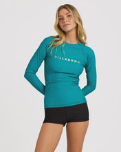 Load image into Gallery viewer, Billabong Pacific Long Sleeve Foil Sunshirt - Evergreen
