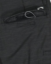 Load image into Gallery viewer, Billabong Mens Scheme X 21&quot; Shorts - Black

