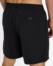 Load image into Gallery viewer, Quiksilver Everyday Vert 2.0 Shorts - Black

