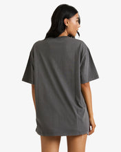 Load image into Gallery viewer, RVCA Monarch Relaxed T-Shirt
