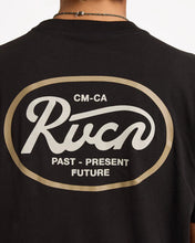 Load image into Gallery viewer, RVCA Standard Script T-Shirt - Pirate Black
