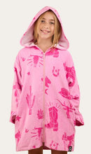 Load image into Gallery viewer, Ringers Western Boot Scootin Zip Through Towel - Pastel Pink
