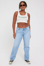 Load image into Gallery viewer, Wrangler Low Rise Claudia Straight - Blue Stardust
