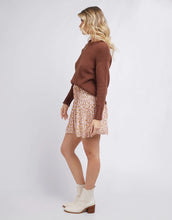 Load image into Gallery viewer, All About Eve Bonnie Knit Crew - Brown
