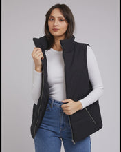 Load image into Gallery viewer, All About Eve Classic Puffer Vest - Black
