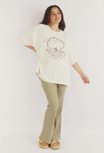 Load image into Gallery viewer, Girl and the Sun Oyster World Tee - Cream

