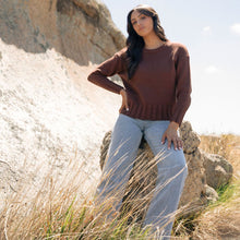 Load image into Gallery viewer, All About Eve Bonnie Knit Crew - Brown
