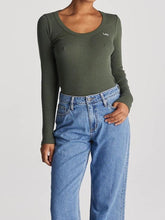 Load image into Gallery viewer, Lee Essential LS Rib Tee - Olive
