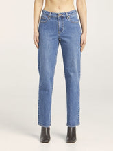 Load image into Gallery viewer, Lee 90s Mid Straight Jean - Supa Dupa Blue
