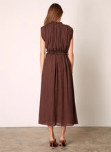 Load image into Gallery viewer, Esmaee In The Arch Midi Dress - Chocolate
