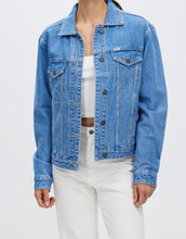 Load image into Gallery viewer, Riders By Lee Relaxed Trucker Jacket - High Hopes Blue
