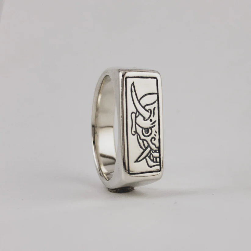 Dead Ivy Oni Ring