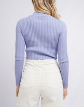 Load image into Gallery viewer, All About Eve Becca Top - Blue
